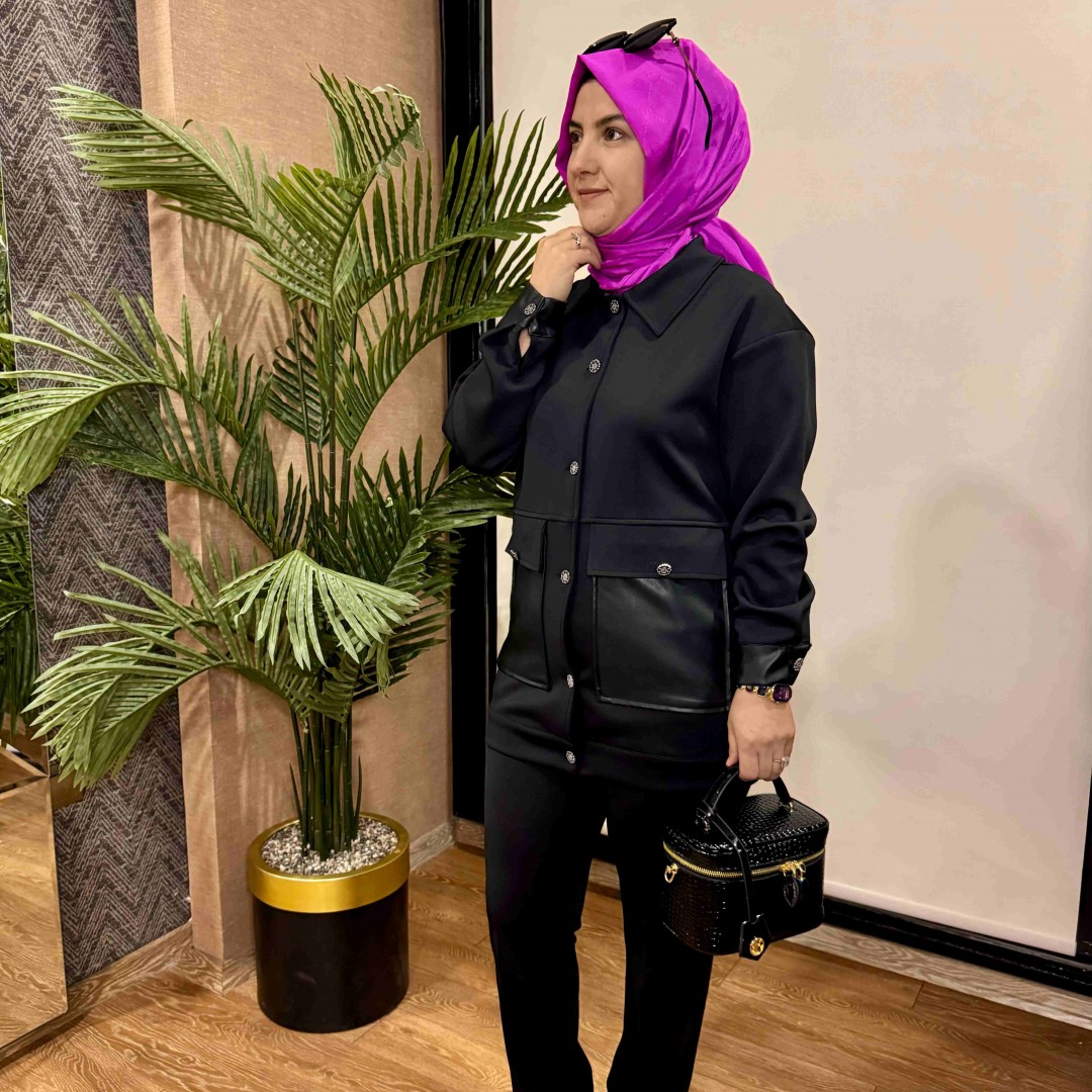 Düğmeli ikili takım