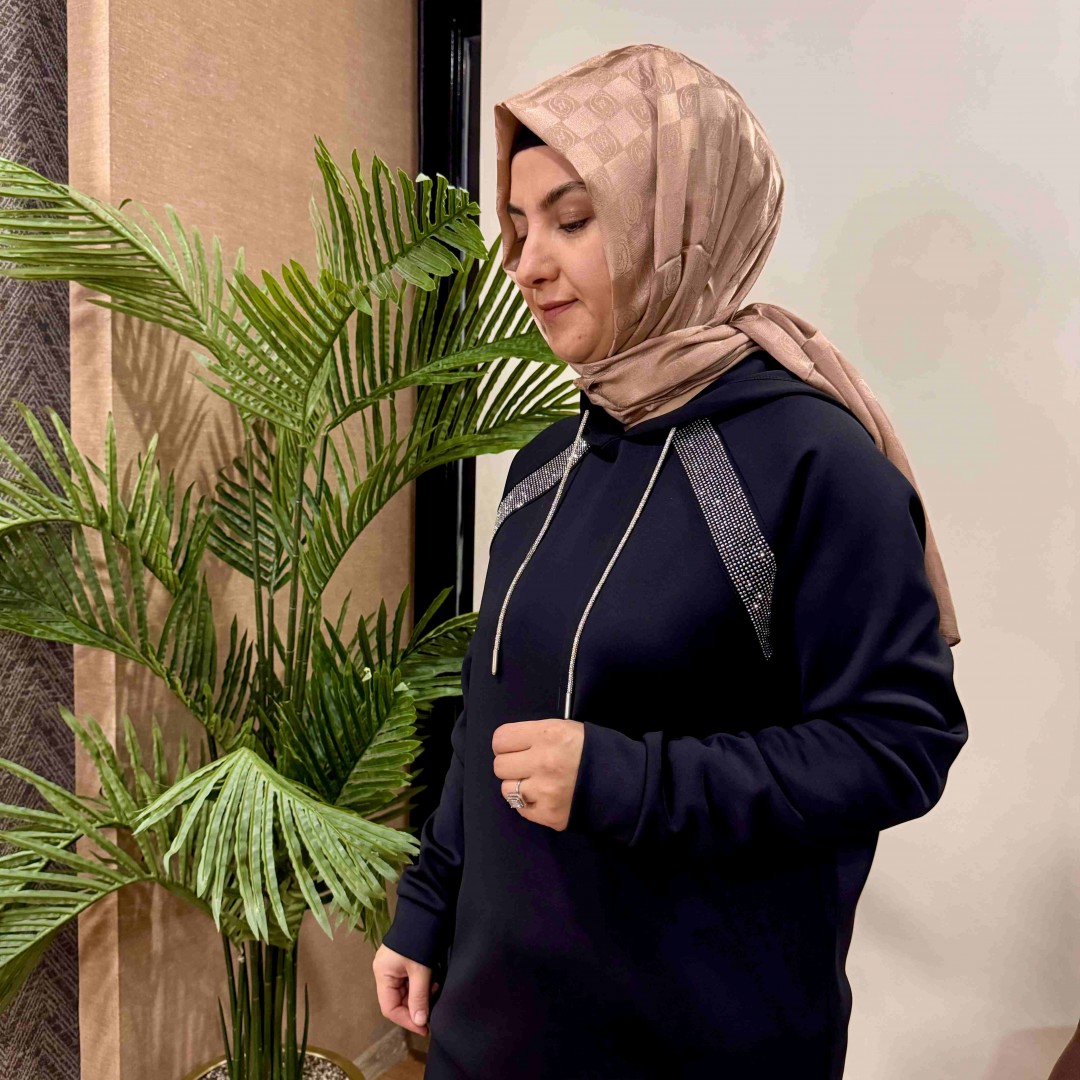 Kapüşonlu ikili Takım