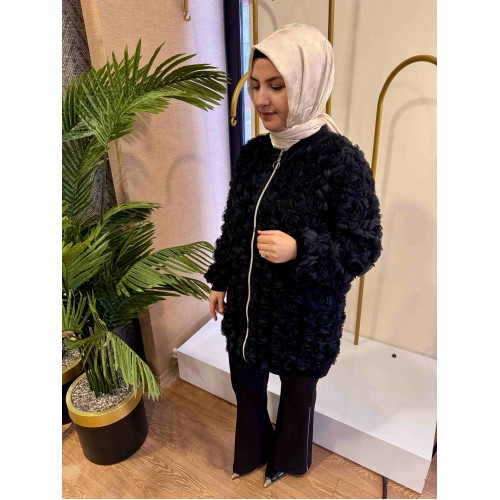 Gül detaylı ceket