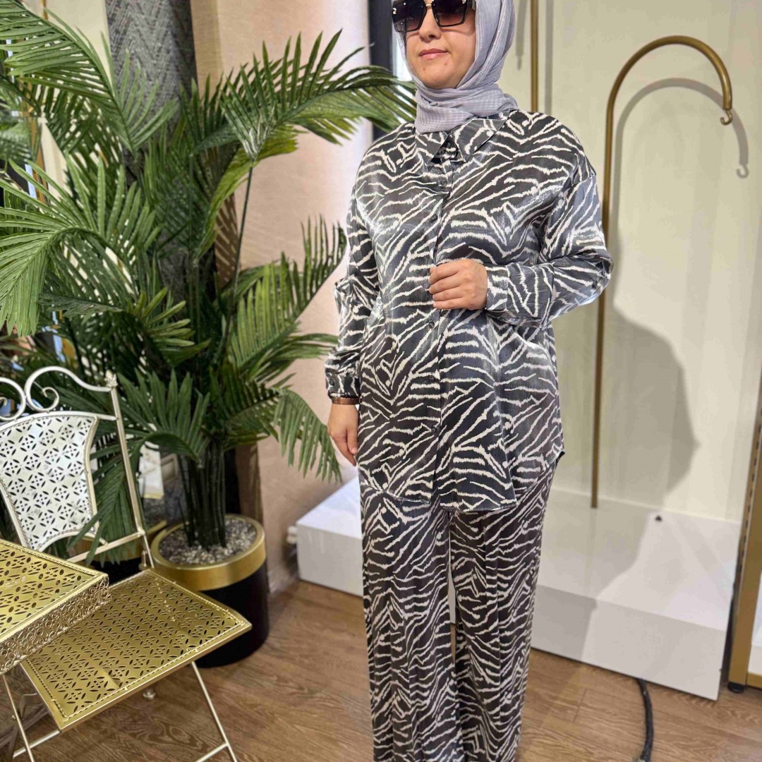 Şık, spor ikili takım